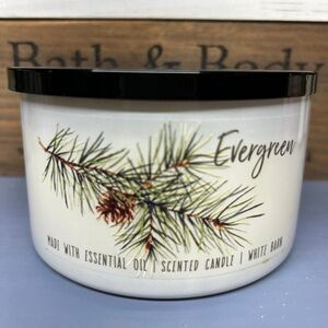 EVERGREEN WHITE BARN 3-wick candle-Bath & Body Works / White Barn - RARE! HTF!